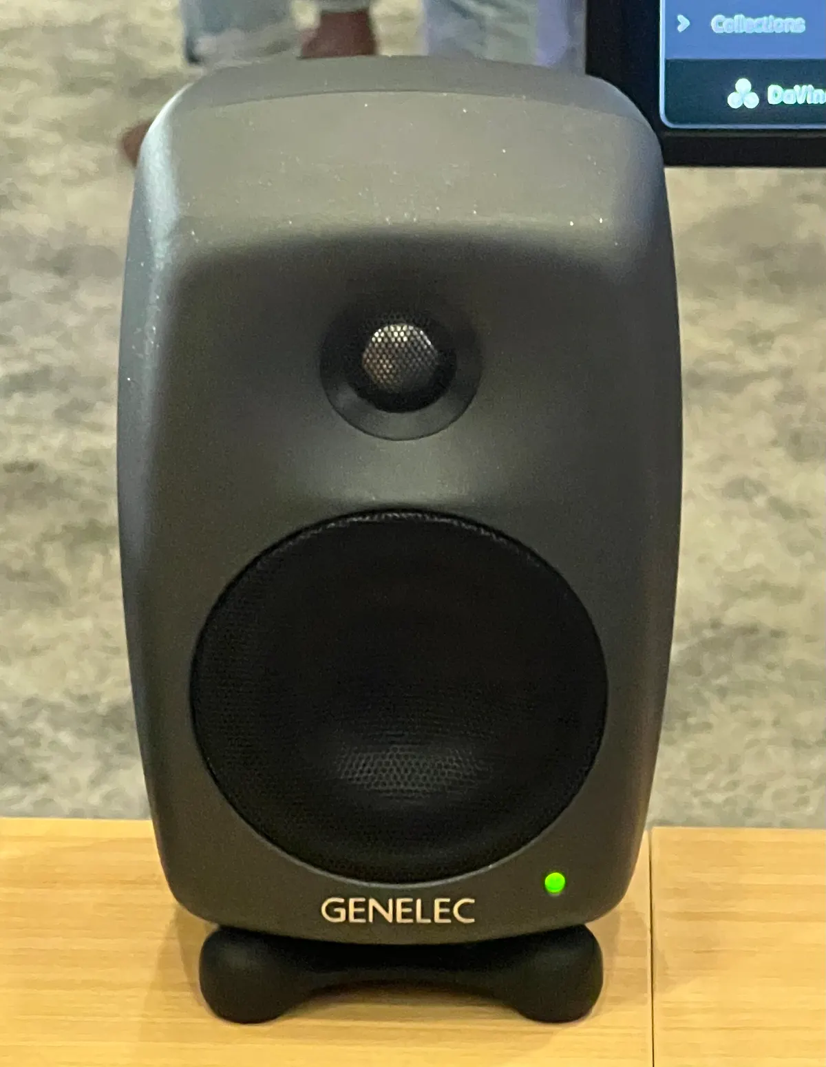 Genelec 8010A, Ansicht von vorn