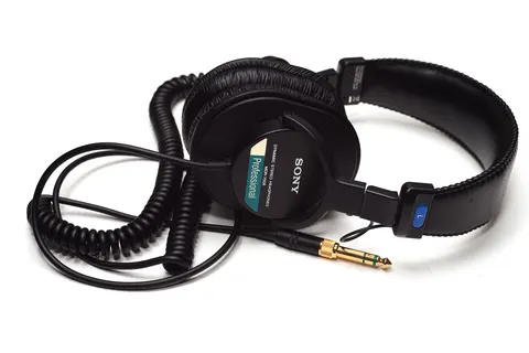 Sony MDR-7506, Ansicht von vorn
